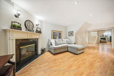 Photo 25 at 31 Mountfield Crescent, Brownridge, Vaughan Photo 25 at 31 Mountfield Crescent, Brownridge, Vaughan