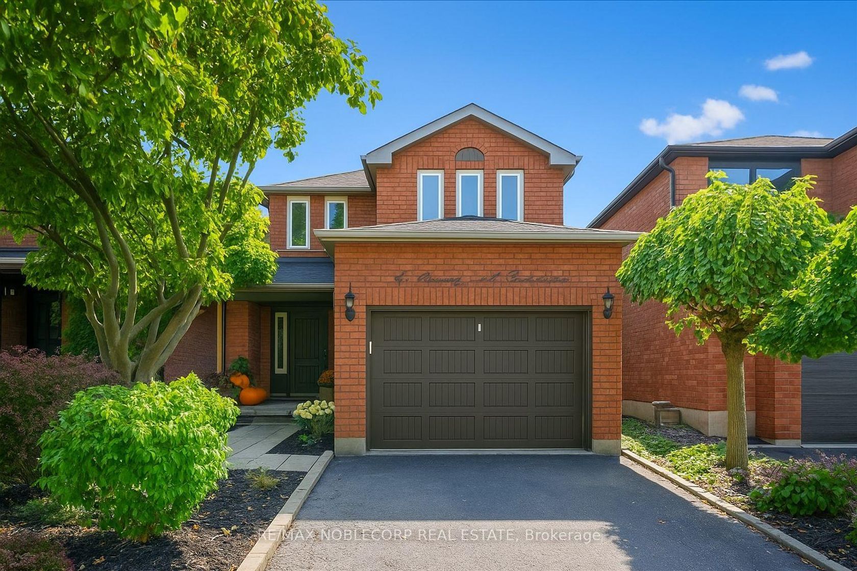 31 Mountfield Crescent, Brownridge, Vaughan 31 Mountfield Crescent, Brownridge, Vaughan