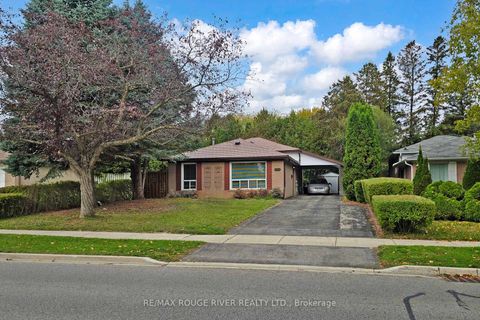 Photo 2 at 68 Aurora Heights Drive, Aurora Heights, Aurora