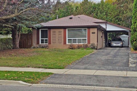 Photo 6 at 68 Aurora Heights Drive, Aurora Heights, Aurora Photo 6 at 68 Aurora Heights Drive, Aurora Heights, Aurora