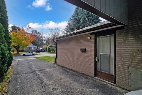 Photo 9 at 68 Aurora Heights Drive, Aurora Heights, Aurora Photo 9 at 68 Aurora Heights Drive, Aurora Heights, Aurora