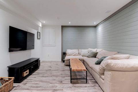 Photo 39 at 437 Inglehart Street N, OO Old Oakville, Oakville