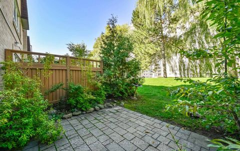 Photo 22 at 10 Village Green Way, Henry Farm, Toronto