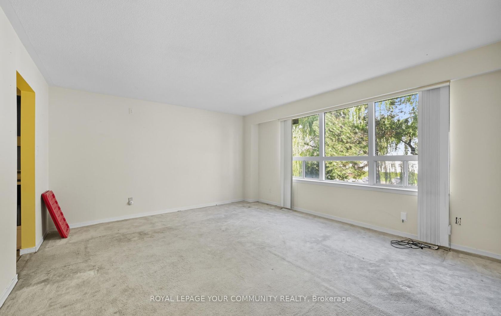 Photo 6 at 10 Village Green Way, Henry Farm, Toronto Photo 6 at 10 Village Green Way, Henry Farm, Toronto