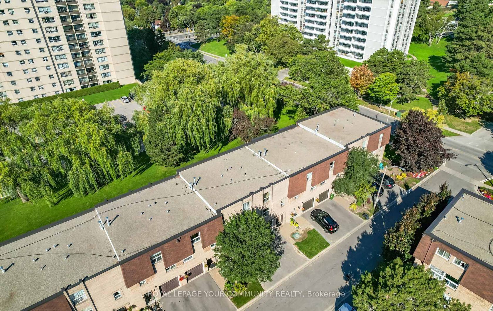 Photo 32 at 10 Village Green Way, Henry Farm, Toronto Photo 32 at 10 Village Green Way, Henry Farm, Toronto