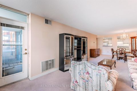 Photo 13 at 429 - 1091 Kingston Road, Cliffside, Toronto