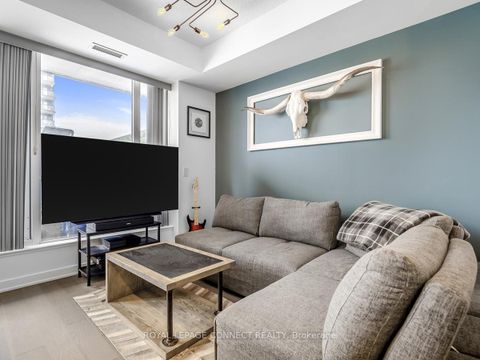 Photo 5 at 518 - 170 Sumach Street, Regent Park, Toronto