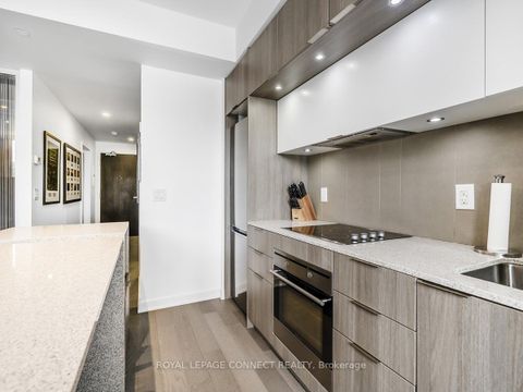 Photo 11 at 518 - 170 Sumach Street, Regent Park, Toronto