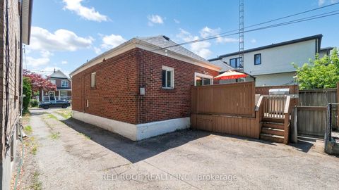 Photo 15 at 80 Dunkirk Road, East York, Toronto