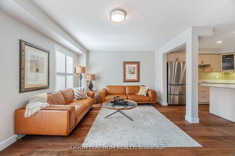 Photo 12 at 27 - 1290 Heritage Way, GA Glen Abbey, Oakville