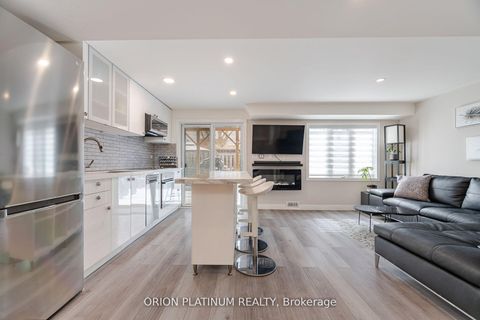 Photo 33 at 27 - 1290 Heritage Way, GA Glen Abbey, Oakville