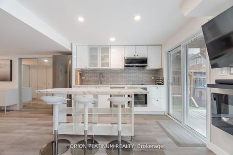 Photo 34 at 27 - 1290 Heritage Way, GA Glen Abbey, Oakville