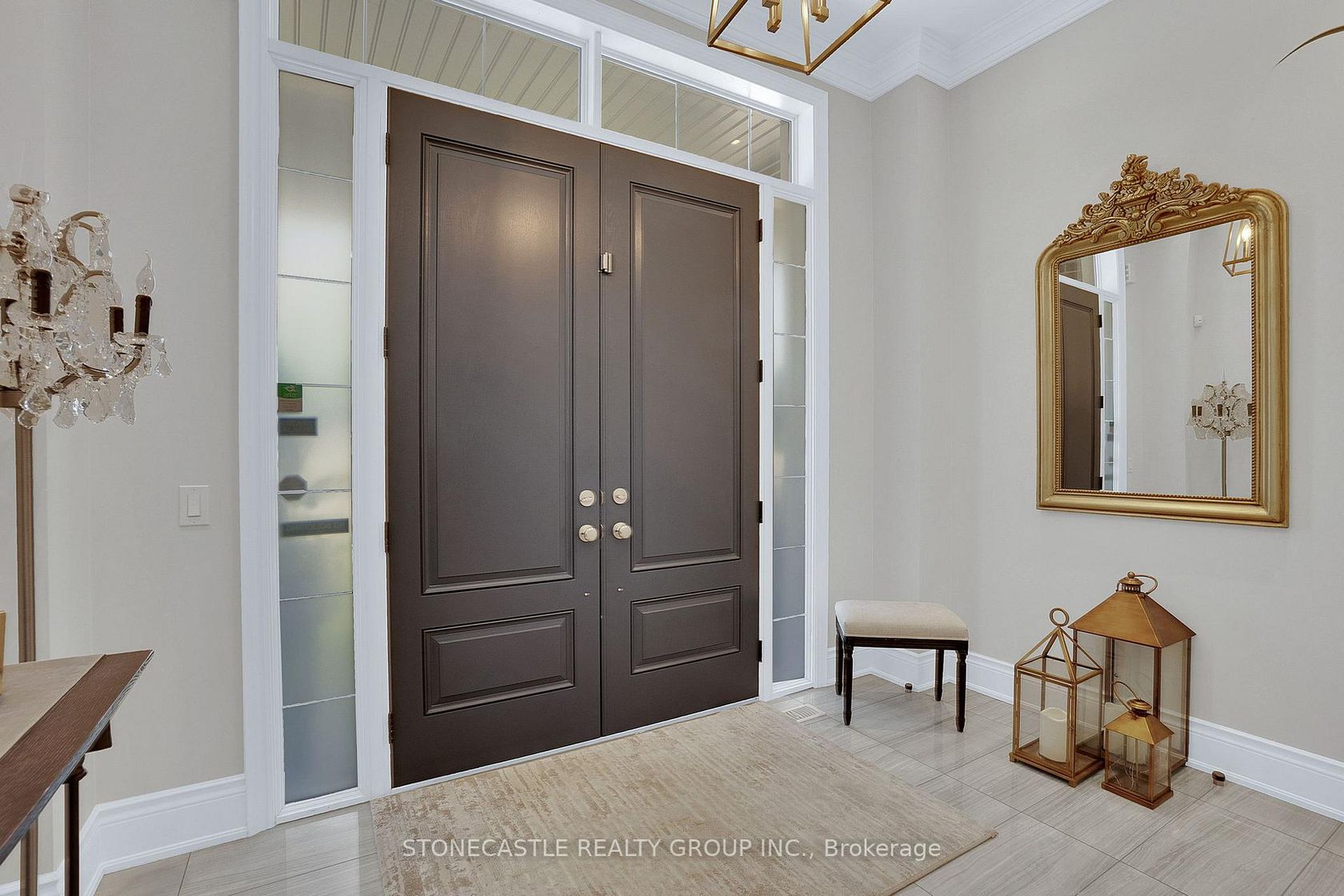 27 MOWER Avenue, Patterson, Vaughan photo number 2