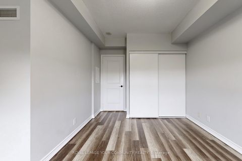 Photo 26 at 910 - 9225 Jane Street, Maple, Vaughan