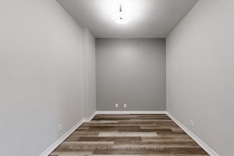 Photo 28 at 910 - 9225 Jane Street, Maple, Vaughan