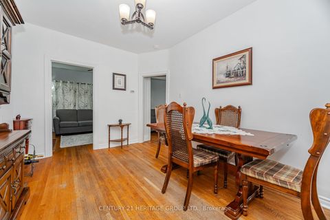 Photo 7 at 126 Watson Avenue, Bloor West Village, Toronto