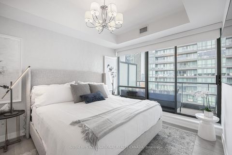 Photo 9 at 1901 - 438 King Street W, Waterfront Communities C1, Toronto