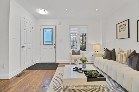 Photo 7 at 31 Judy Sgro Avenue, CFB, Toronto Photo 7 at 31 Judy Sgro Avenue, CFB, Toronto