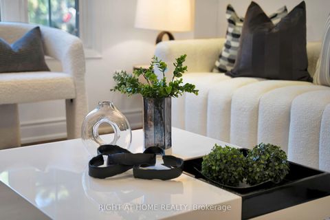 Photo 8 at 31 Judy Sgro Avenue, CFB, Toronto Photo 8 at 31 Judy Sgro Avenue, CFB, Toronto