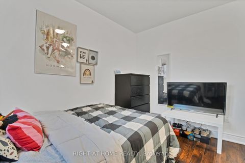 Photo 14 at 31 Judy Sgro Avenue, CFB, Toronto Photo 14 at 31 Judy Sgro Avenue, CFB, Toronto