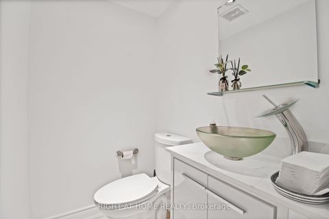 Photo 26 at 31 Judy Sgro Avenue, CFB, Toronto Photo 26 at 31 Judy Sgro Avenue, CFB, Toronto