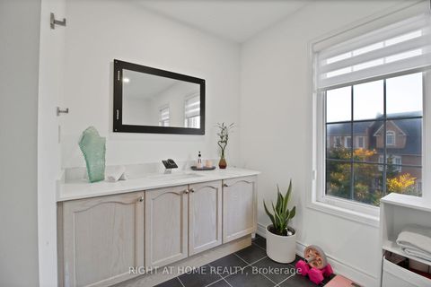 Photo 29 at 31 Judy Sgro Avenue, CFB, Toronto Photo 29 at 31 Judy Sgro Avenue, CFB, Toronto