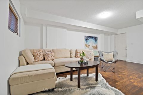 Photo 34 at 31 Judy Sgro Avenue, CFB, Toronto Photo 34 at 31 Judy Sgro Avenue, CFB, Toronto