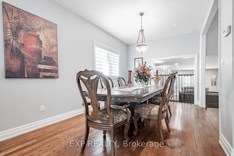 Photo 4 at 203 Centre Street W, Mill Pond, Richmond Hill