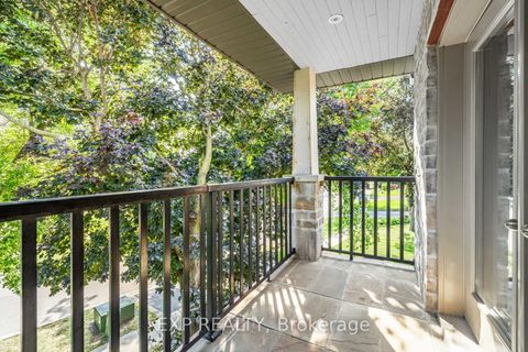 Photo 22 at 203 Centre Street W, Mill Pond, Richmond Hill