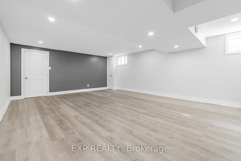 Photo 24 at 203 Centre Street W, Mill Pond, Richmond Hill