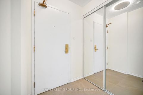 Photo 10 at 1503 - 889 Bay Street, Bay Street Corridor, Toronto