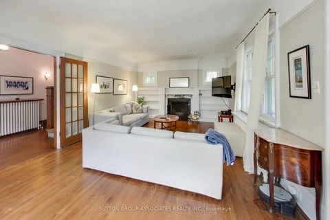 Photo 6 at 14 Bracondale Hill Road, Wychwood, Toronto