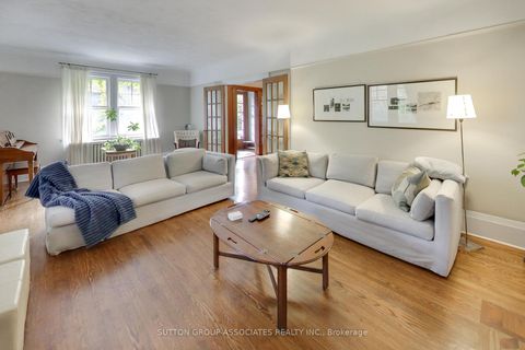 Photo 8 at 14 Bracondale Hill Road, Wychwood, Toronto