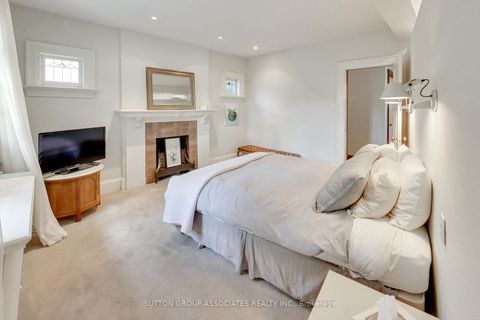 Photo 21 at 14 Bracondale Hill Road, Wychwood, Toronto