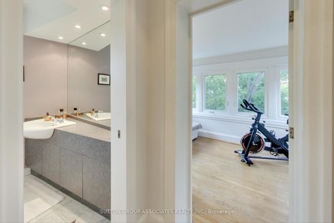 Photo 22 at 14 Bracondale Hill Road, Wychwood, Toronto