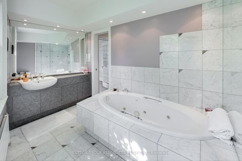 Photo 25 at 14 Bracondale Hill Road, Wychwood, Toronto