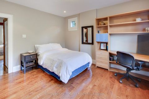 Photo 28 at 14 Bracondale Hill Road, Wychwood, Toronto