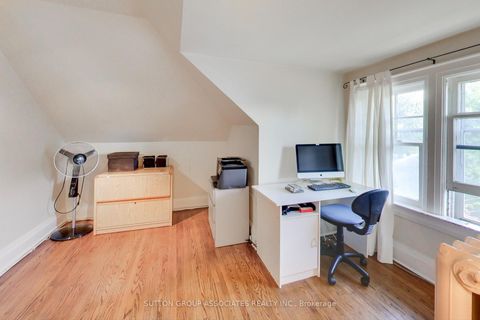 Photo 36 at 14 Bracondale Hill Road, Wychwood, Toronto