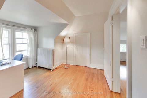 Photo 37 at 14 Bracondale Hill Road, Wychwood, Toronto