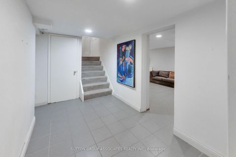 Photo 40 at 14 Bracondale Hill Road, Wychwood, Toronto