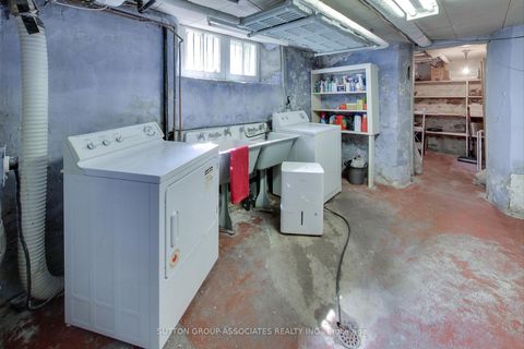 Photo 43 at 14 Bracondale Hill Road, Wychwood, Toronto