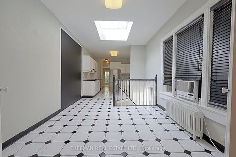 Photo 24 at 490 Montrose Avenue, Little Italy, Toronto Photo 24 at 490 Montrose Avenue, Little Italy, Toronto