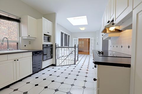 Photo 28 at 490 Montrose Avenue, Little Italy, Toronto Photo 28 at 490 Montrose Avenue, Little Italy, Toronto