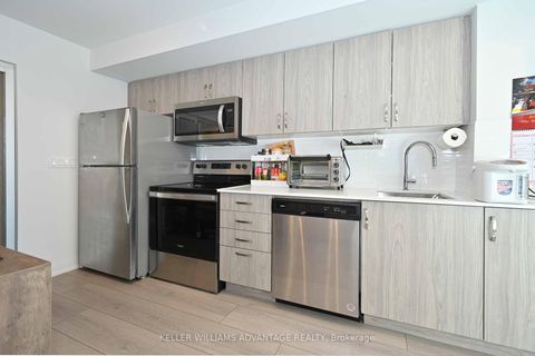 Photo 4 at 728 - 20 Meadowglen Place, Woburn, Toronto