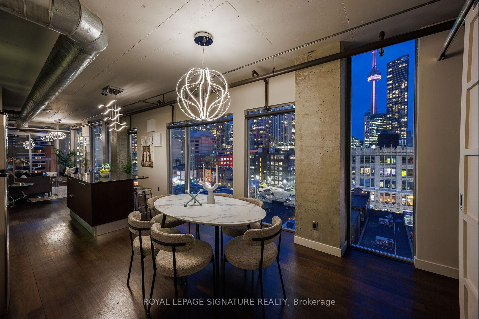 801 - 169 John Street, Chinatown, Toronto photo number 2