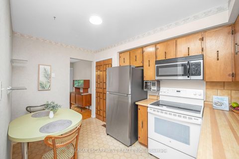 Photo 9 at 111 Maple Branch Path, The Westway, Toronto Photo 9 at 111 Maple Branch Path, The Westway, Toronto