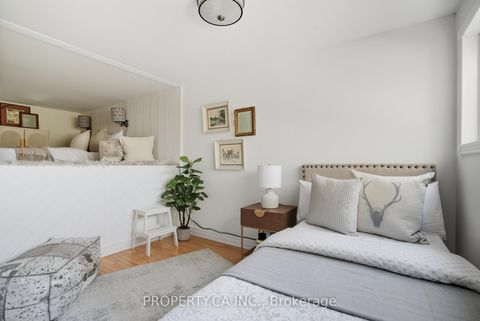 Photo 12 at 29 - 41 Battenberg Avenue, Woodbine Corridor, Toronto