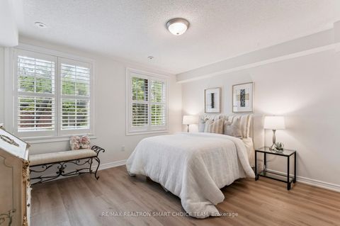 Photo 24 at 34 McBride Lane, Willowdale West, Toronto