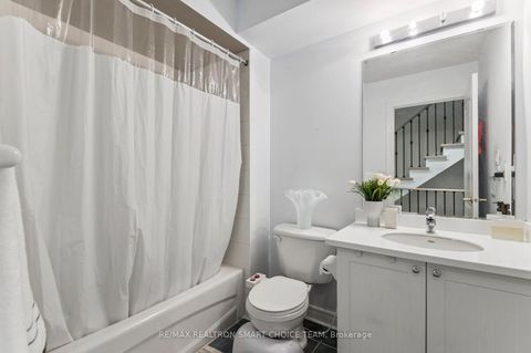 Photo 29 at 34 McBride Lane, Willowdale West, Toronto