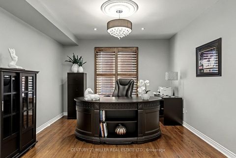 Photo 7 at 1213 Bowman Drive, GA Glen Abbey, Oakville